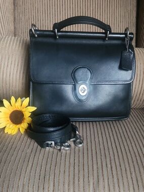 Vintage 1990s Coach Willis Classic Black Leather Bag